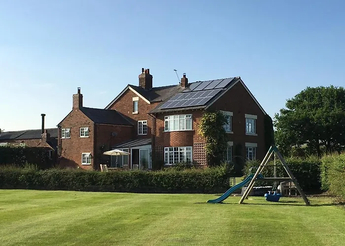 Chirk Cottage At Hill House Farm Cheshire